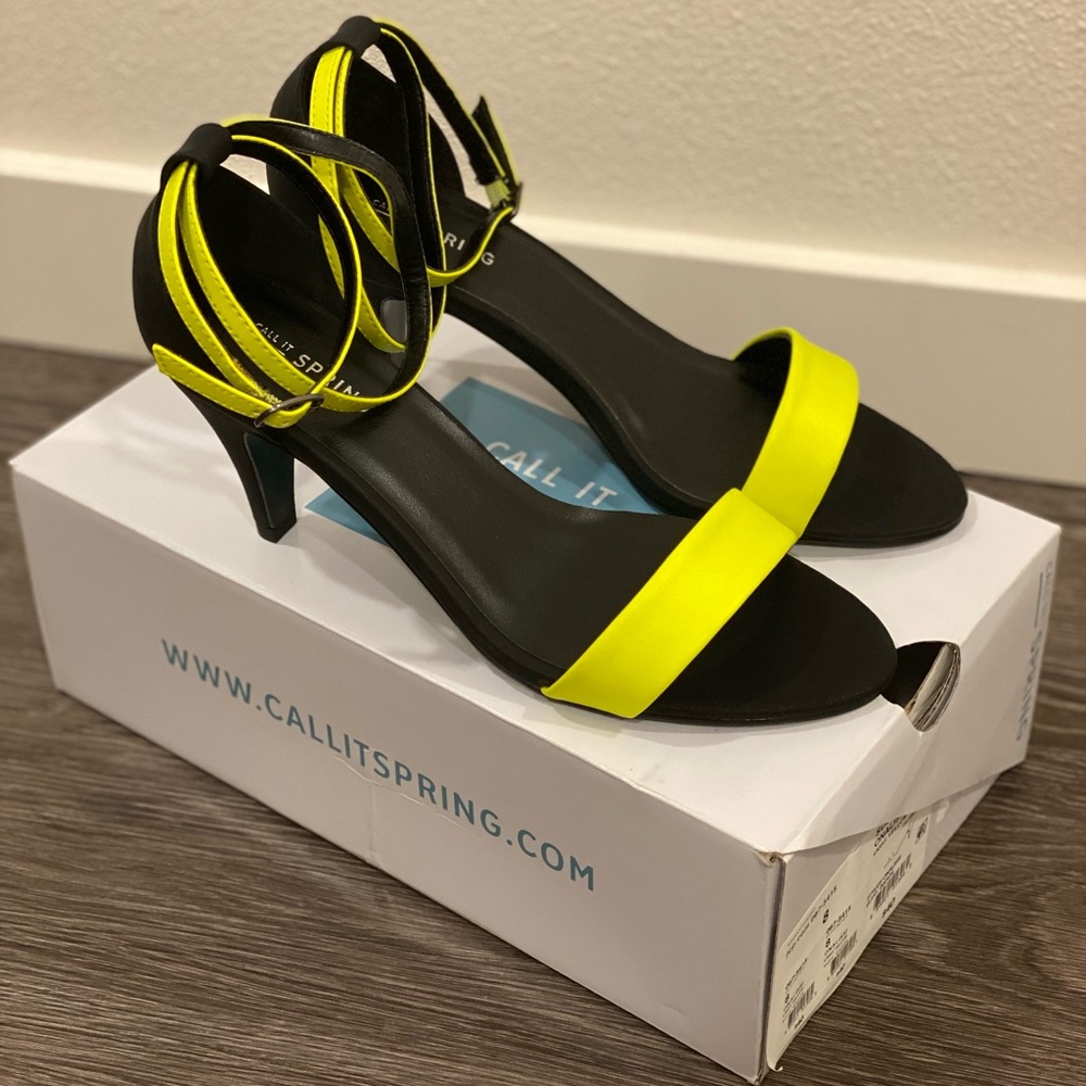New Call It Spring Sandals Black Neon Yellow Size 8